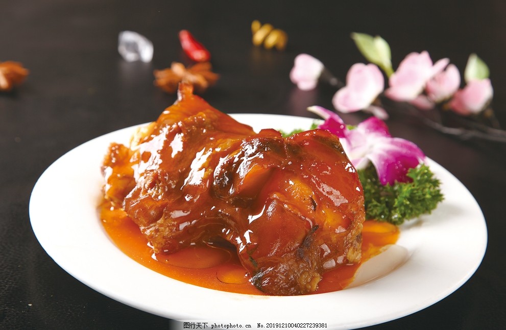 秘制牛膝骨,美食,传统美食,餐饮美食,高清菜谱用图,摄影,300DPI,JPG